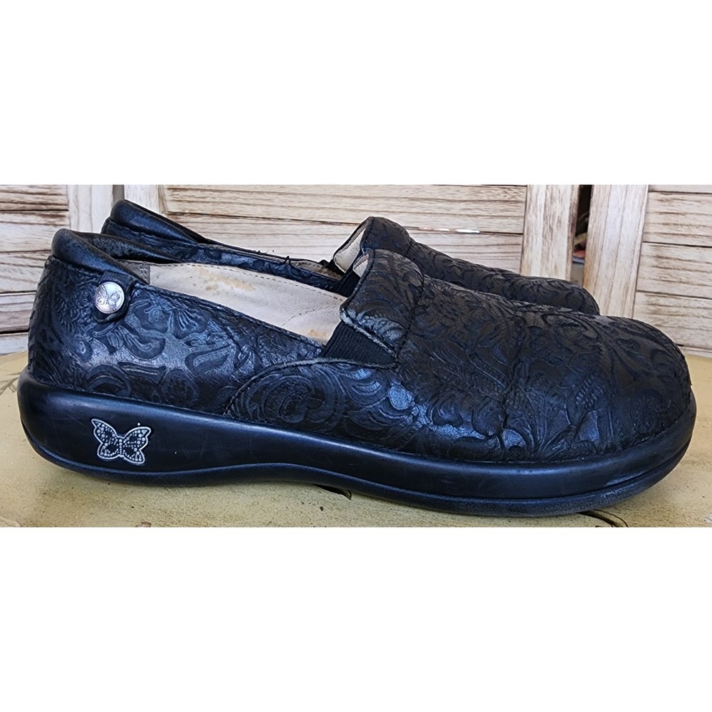 Alegria EU 40 US 9.5 10 Black Leather Embossed Floral Nurse Goth Clogs Slip On